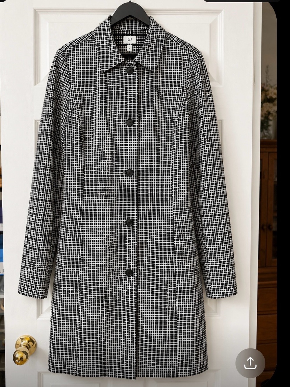 Finity Studio Black & White Grid Trench Coat